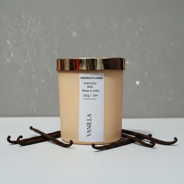 Vanilla Scented Jar Candle